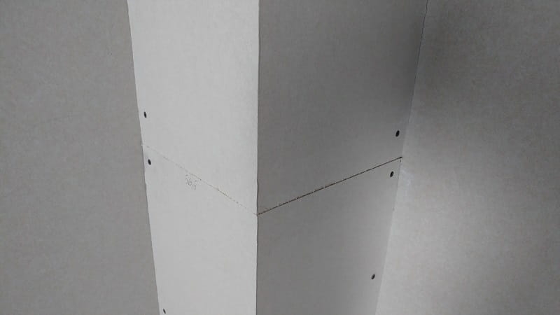 Gotowy kątonik z płyty gipsowo-kartonowej (GK) (3).jpg