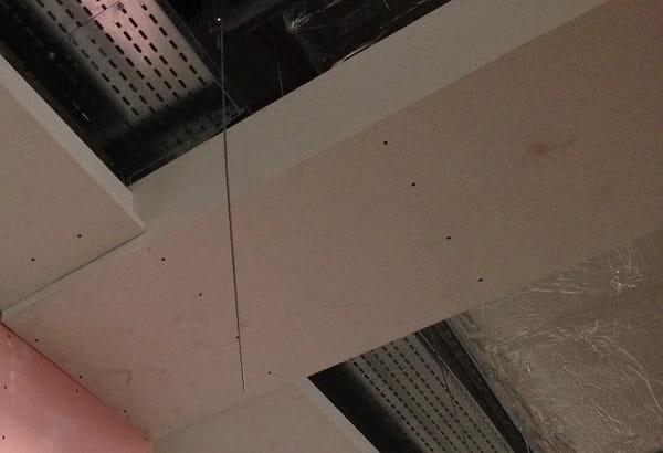 003 profil u na suficie.jpg