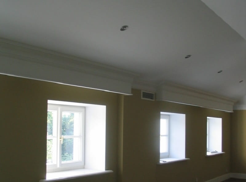 Osłona karnisza - Gotowy element z płyty gipsowo-kartonowej (GK) (1).jpg