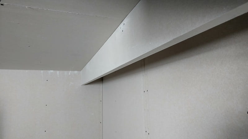 Osłona karnisza - Gotowy element z płyty gipsowo-kartonowej (GK) (4).jpg